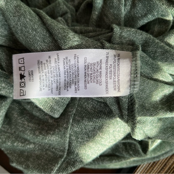 Calvin Klein Performace Stretch Lightweight Pullover Sweater - Picture 7 of 7